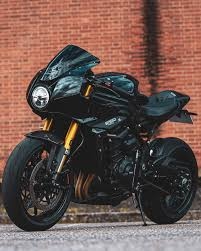 Triumph Speed Triple 1200 RR